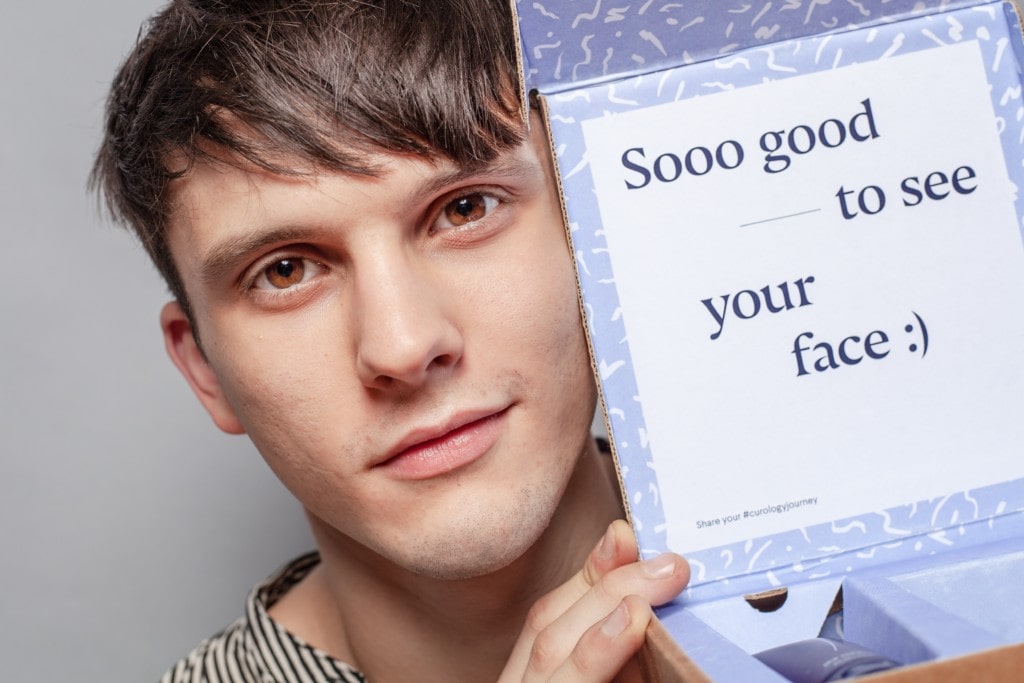 Unsere Tipps für Sie, was Sie bei einem geschwollenen Gesicht machen können.