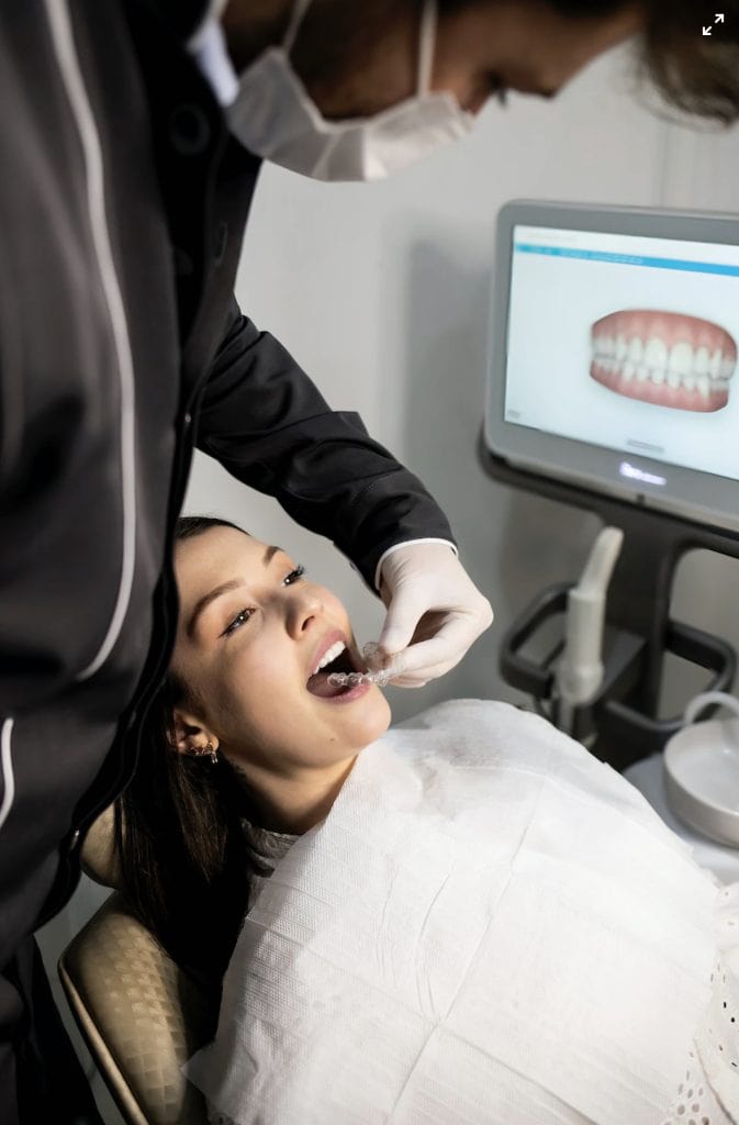 Wann zum Zahnarzt und wann zum Kieferorthopäden?